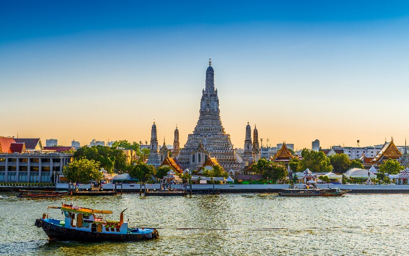 Wat Arun Temple 