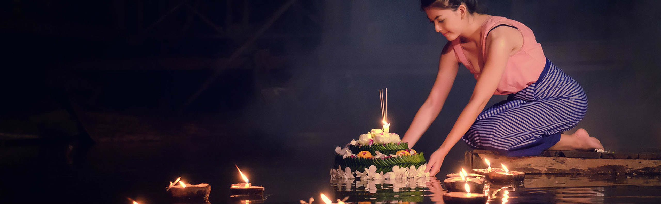 Where to Celebrate Loy Krathong: Chiang Mai or Sukhothai