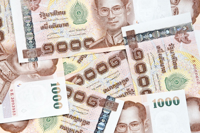 southeast asia travel tips:currency exchange