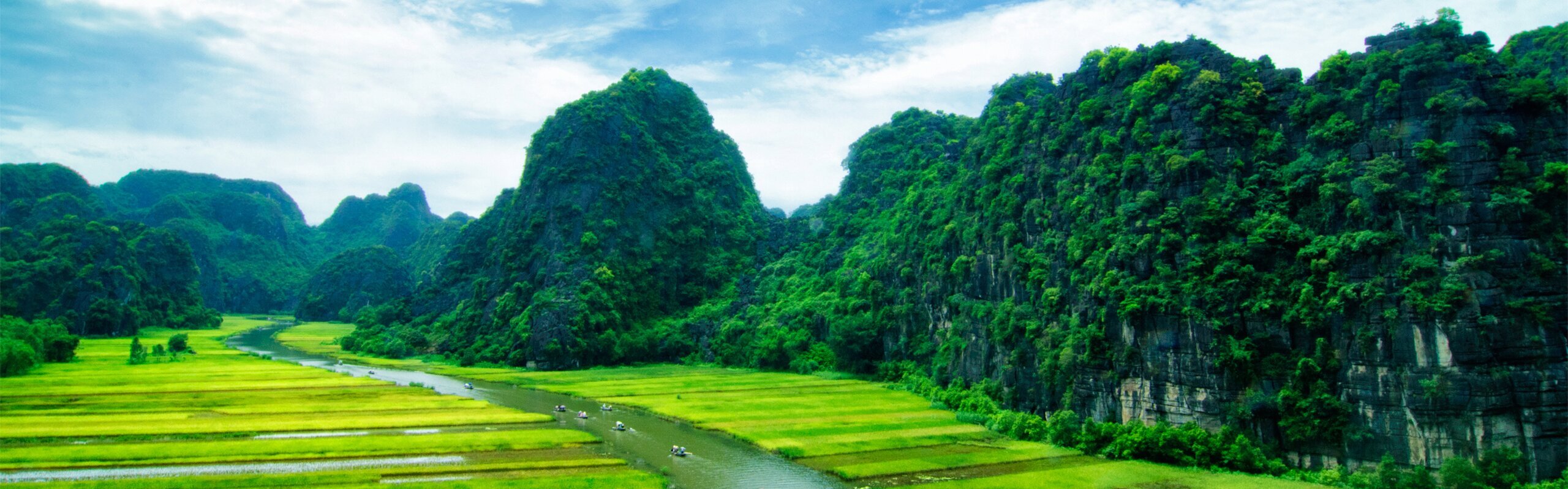 Ninh Binh Travel Guide: Weather, Tours, Transport
