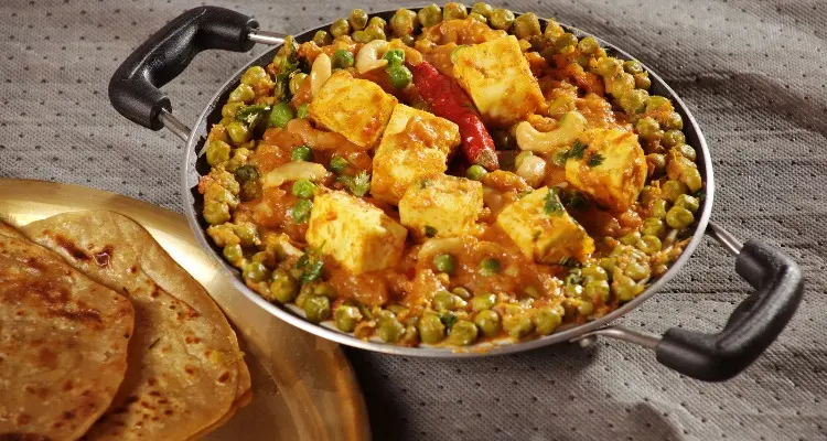 matar paneer