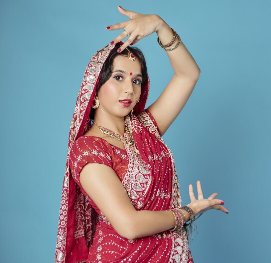 indian traditional costume female