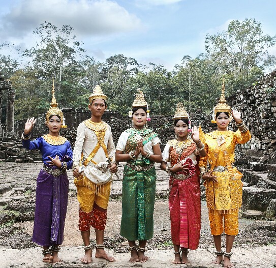 20 Essential Greetings and Phrases for Traveling Cambodia