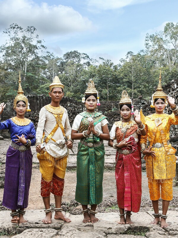 cambodian traditional clothing