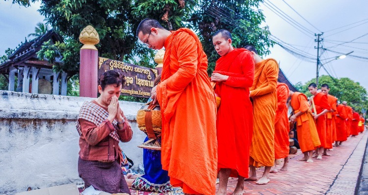 Alms-giving ceremony in Luang Prabang