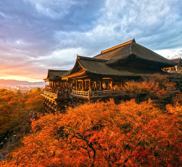 16-Day Japan and China Discovery Tour