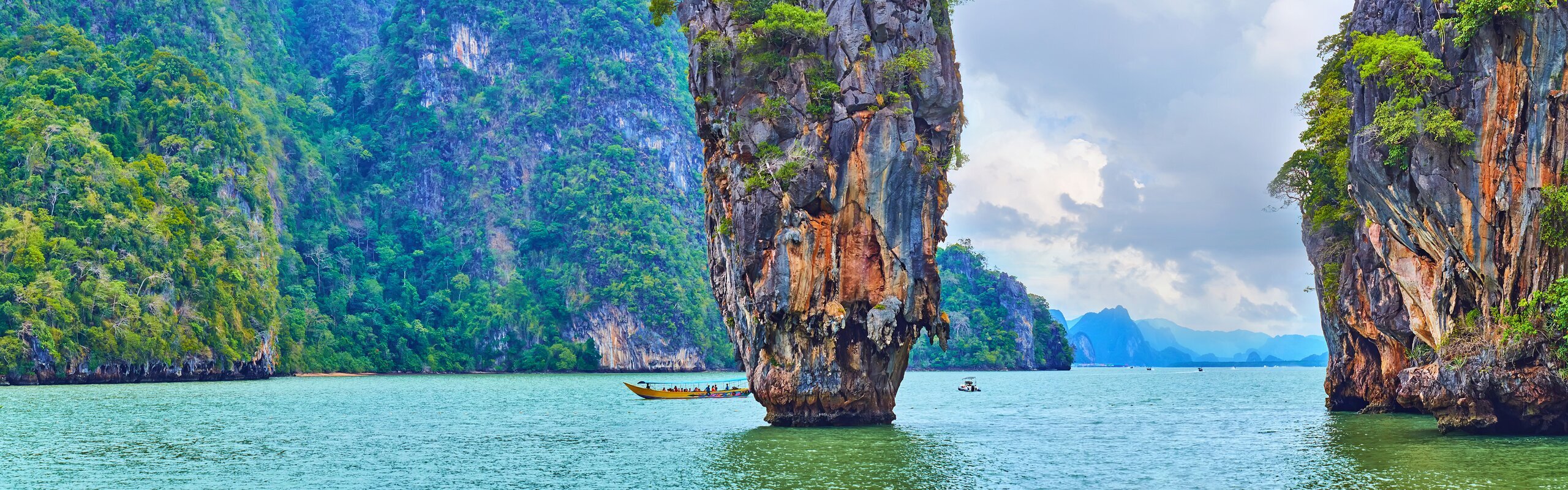 Phuket Weather in April 2025